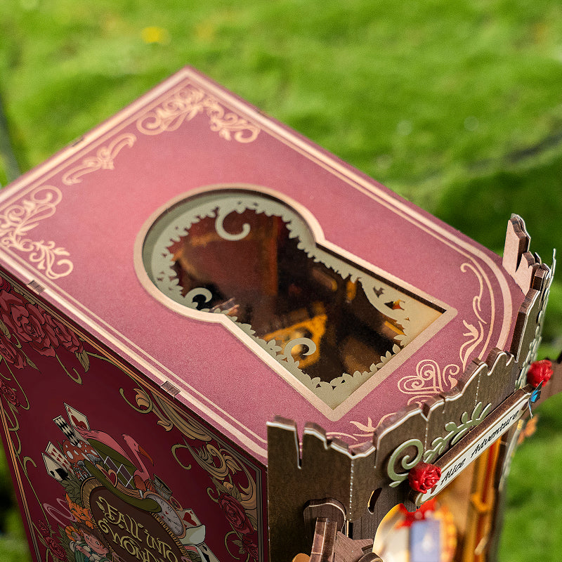 Alice im Wunderland Buch