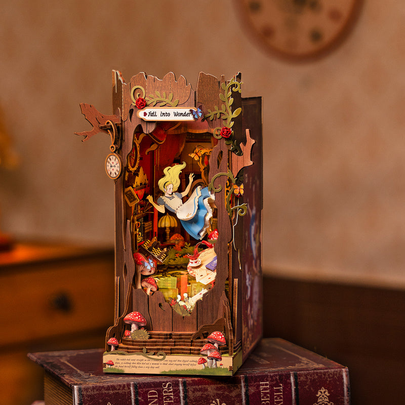 Alice im Wunderland Buch