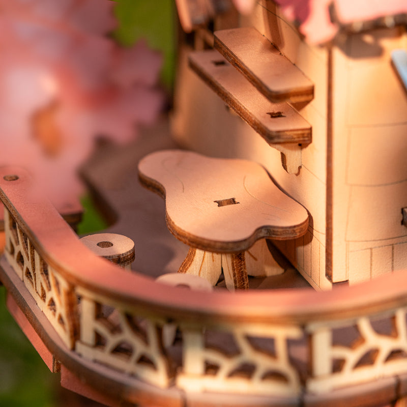 Sakura Baumhaus